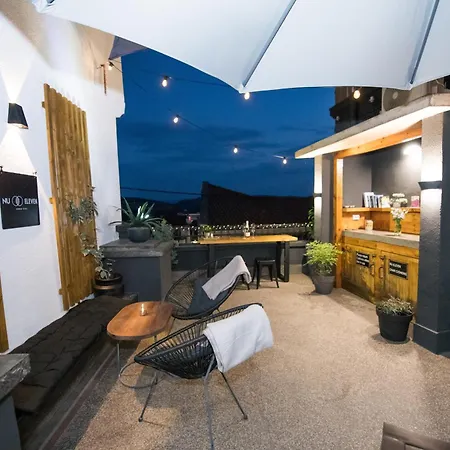 Nu Eleven Affittacamere 4*